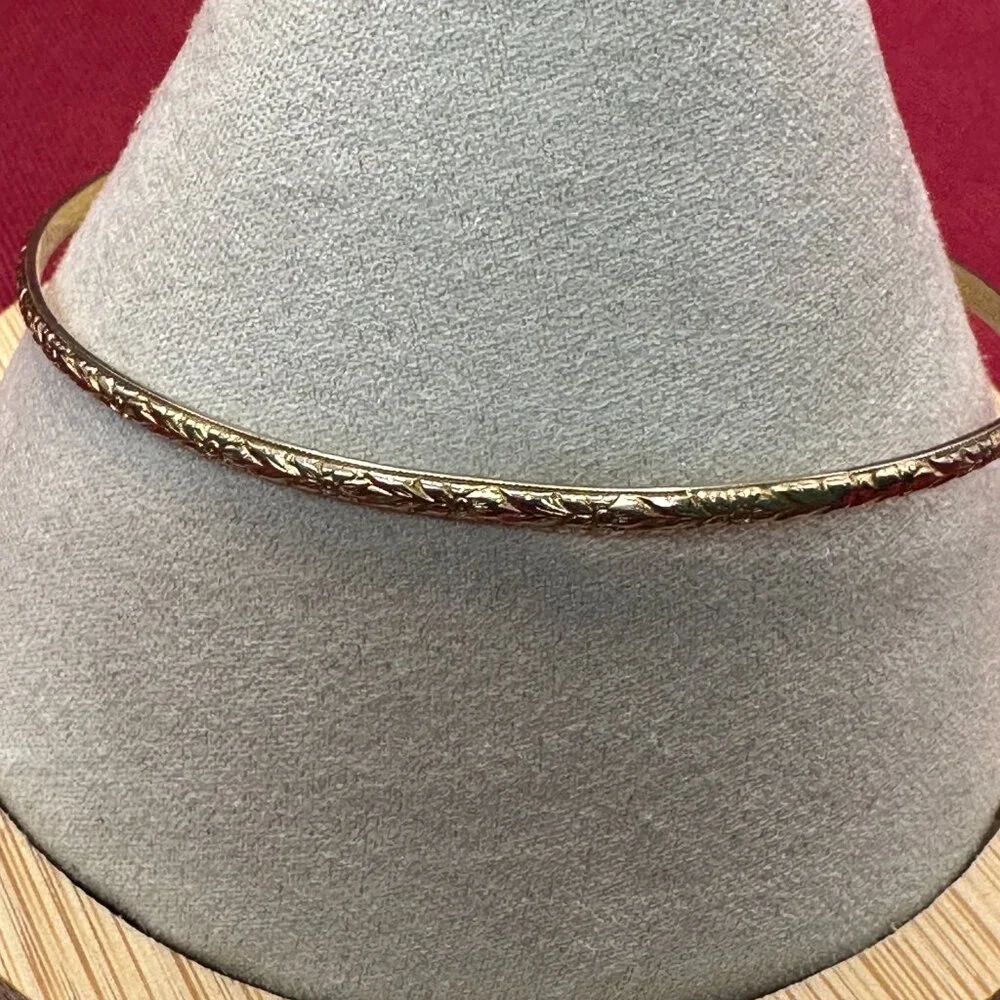 Elegant Gold-Tone Textured Bangle Bracelet - Women